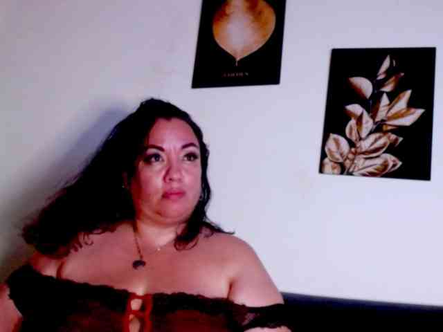 im-helenn webcam