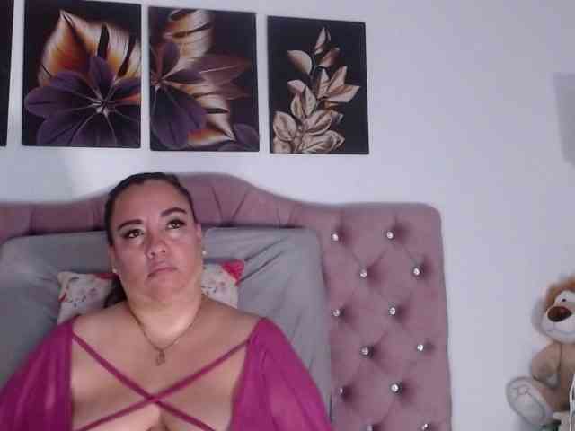 im-helenn webcam