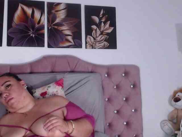im-helenn webcam