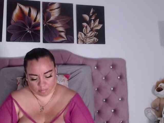 im-helenn webcam