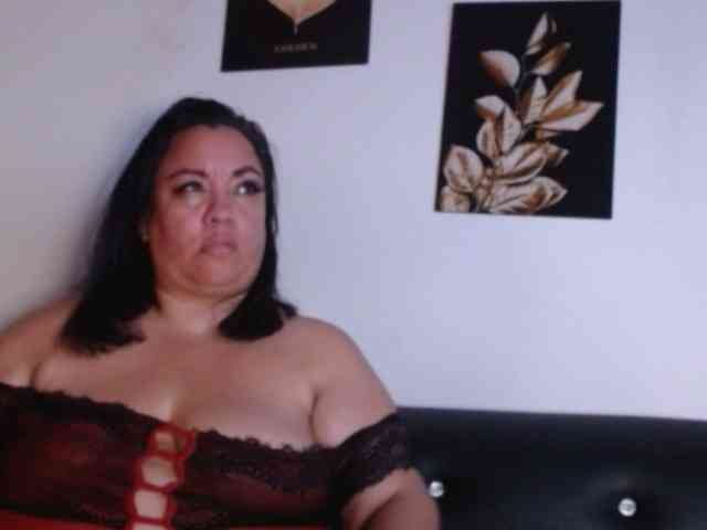 im-helenn webcam