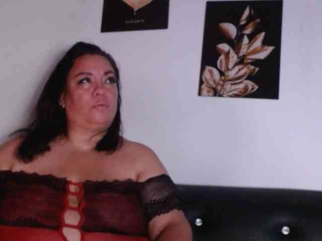 im-helenn webcam