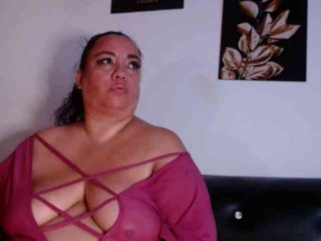 im-helenn webcam