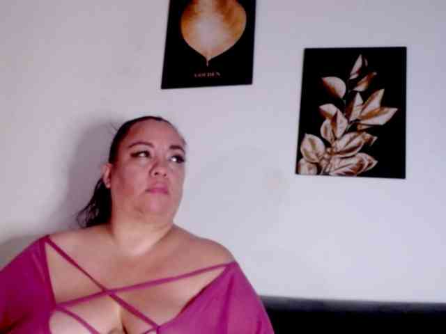 im-helenn webcam
