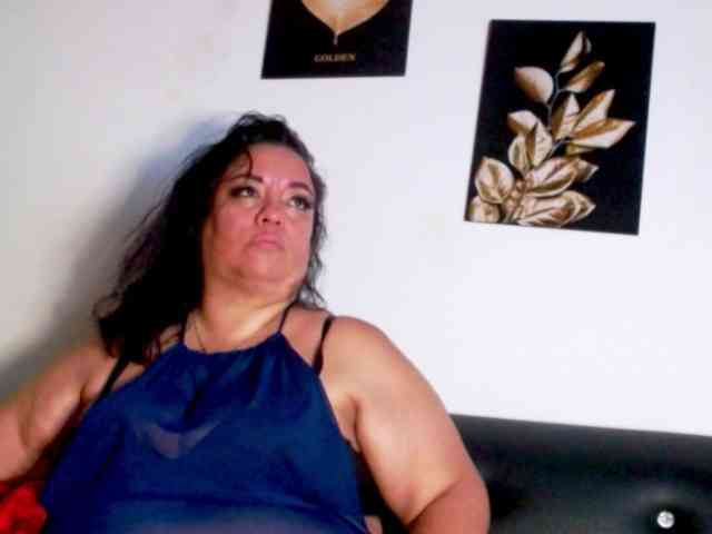 im-helenn webcam