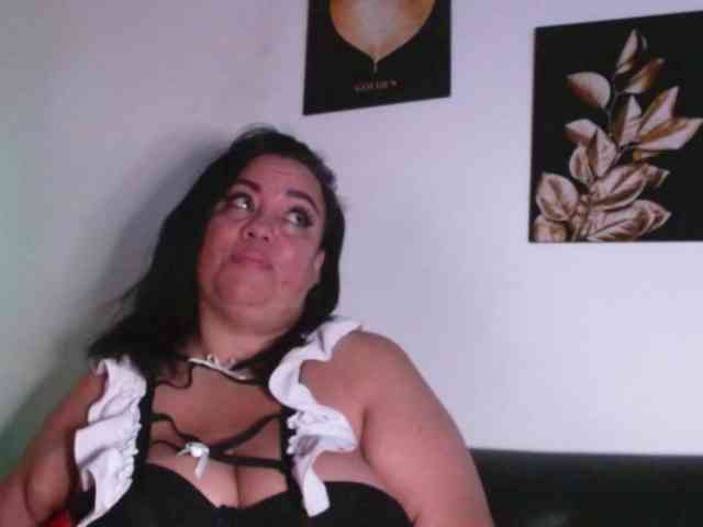 im-helenn webcam