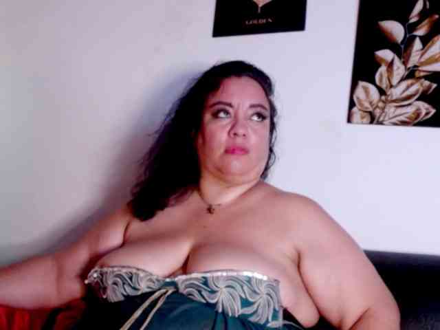 im-helenn webcam
