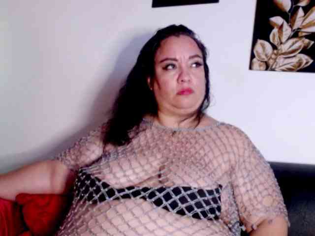 im-helenn webcam