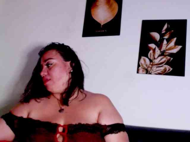 im-helenn webcam