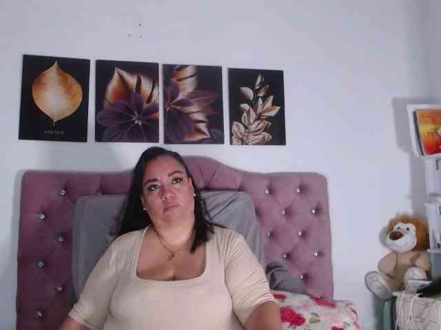 im-helenn Live Webcam on BongaCams
