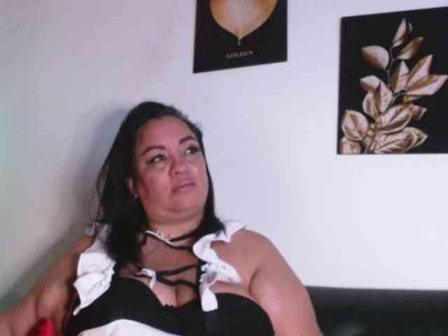 im-helenn webcam
