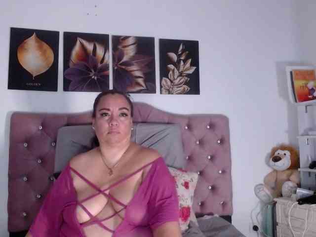 im-helenn webcam