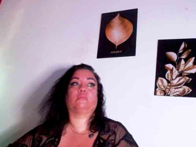 im-helenn webcam