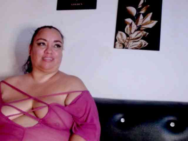 im-helenn webcam