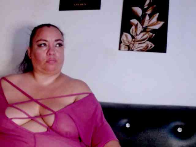 im-helenn webcam
