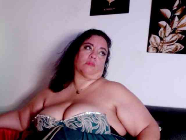 im-helenn webcam