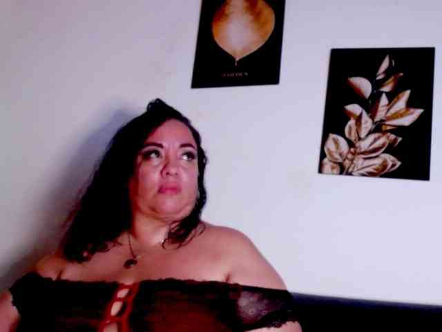 im-helenn webcam
