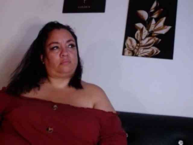 im-helenn webcam