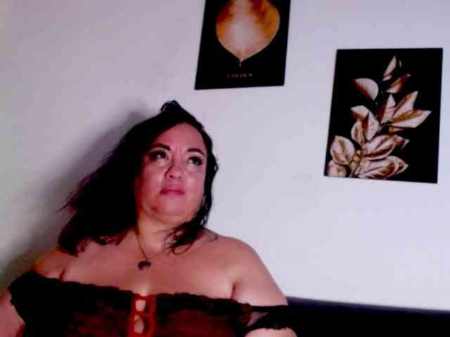im-helenn webcam