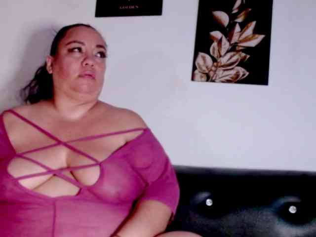 im-helenn webcam