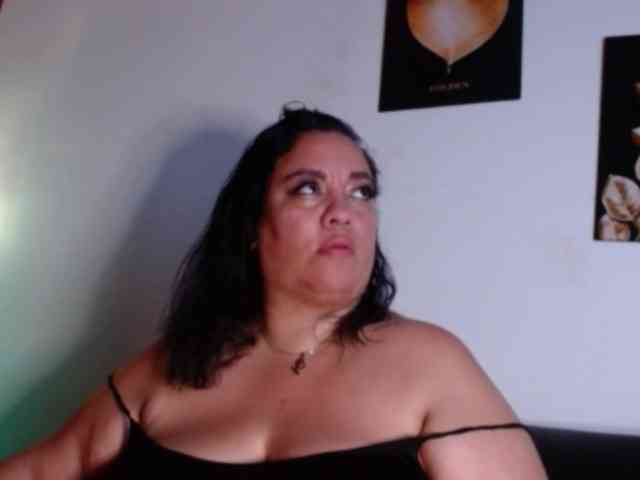im-helenn webcam