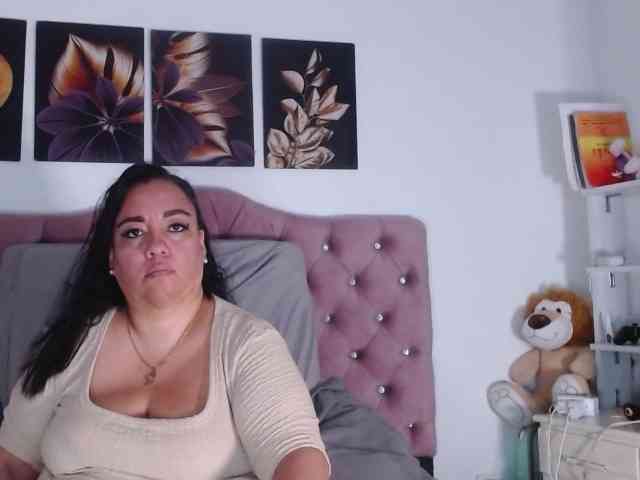 im-helenn webcam