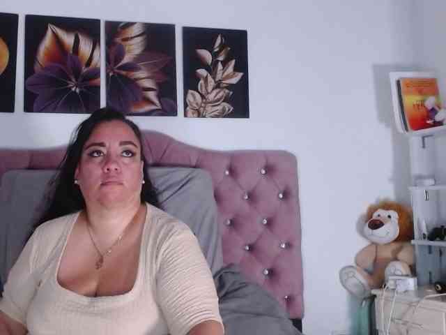 im-helenn webcam