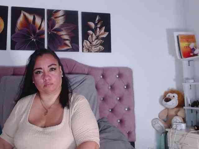 im-helenn Live Webcam on BongaCams