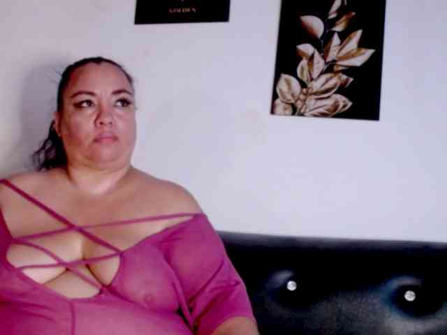 im-helenn webcam