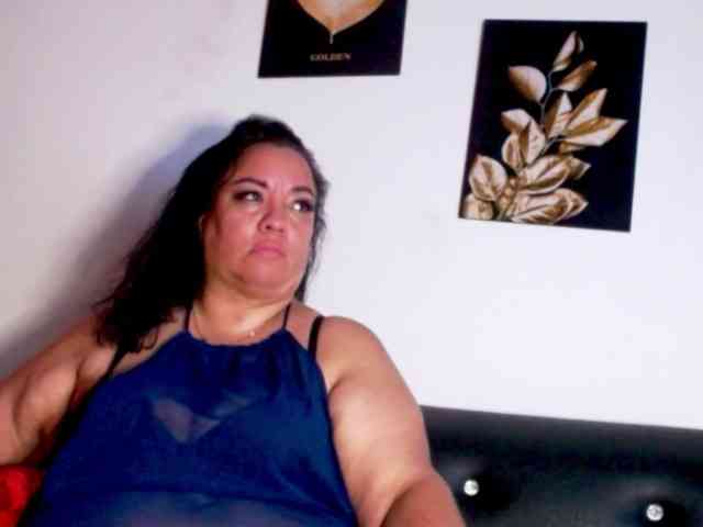 im-helenn webcam