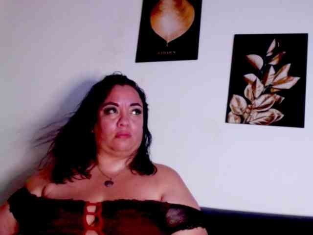 im-helenn webcam