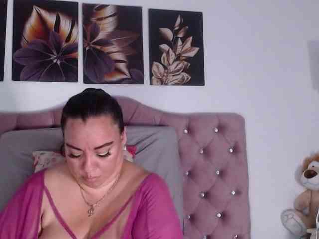 im-helenn webcam
