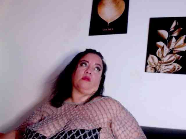 im-helenn webcam