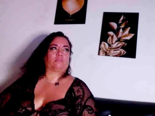 im-helenn webcam