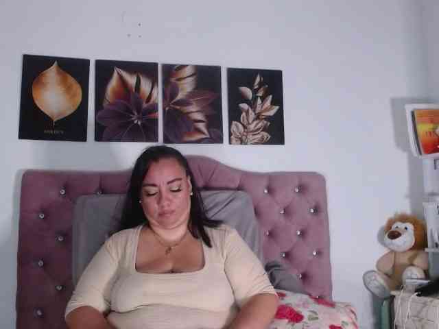 im-helenn webcam
