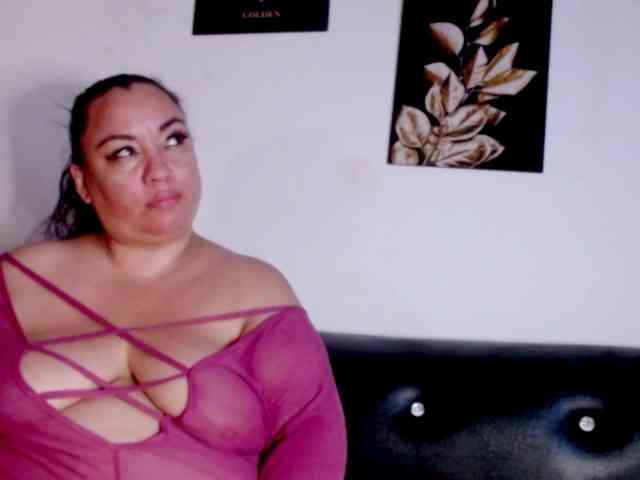 im-helenn webcam