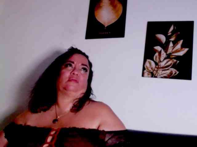 im-helenn webcam