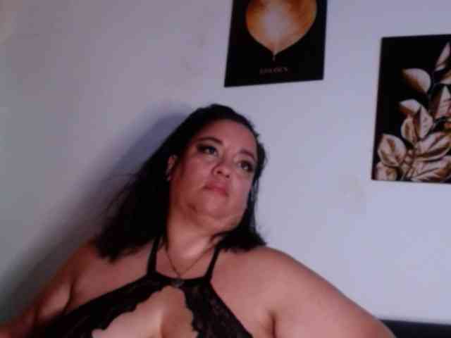 im-helenn webcam