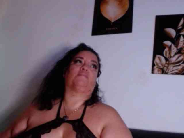 im-helenn webcam