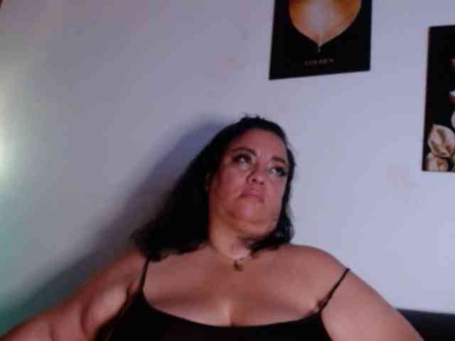 im-helenn webcam
