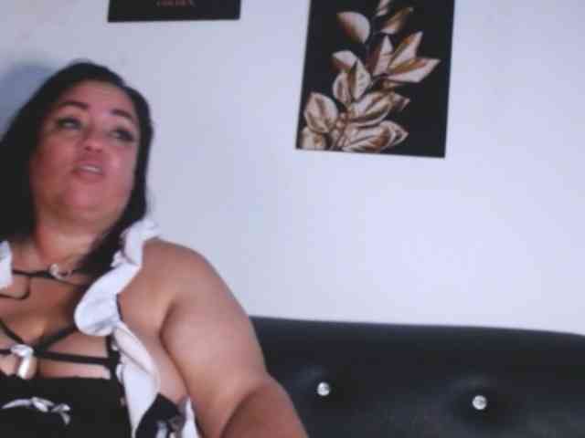 im-helenn webcam