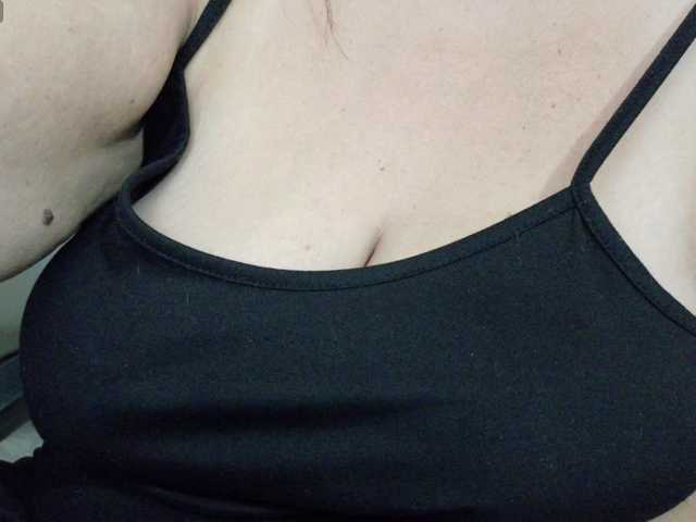 ladydeathz0's BongaCams show and profile