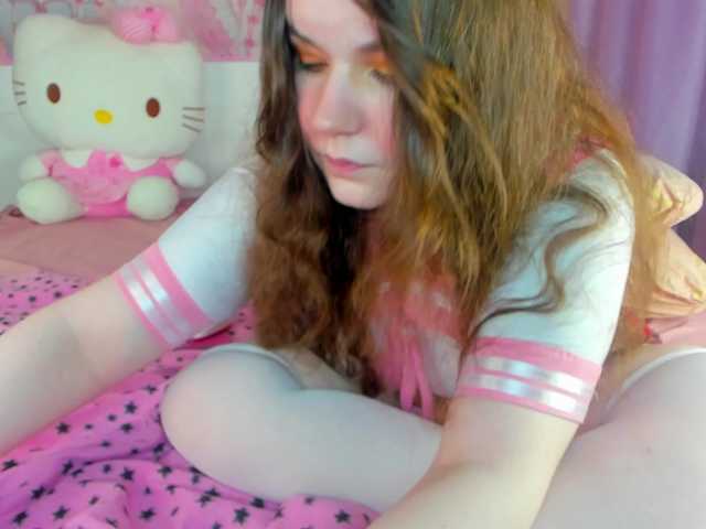 Kuraii's BongaCams show and profile