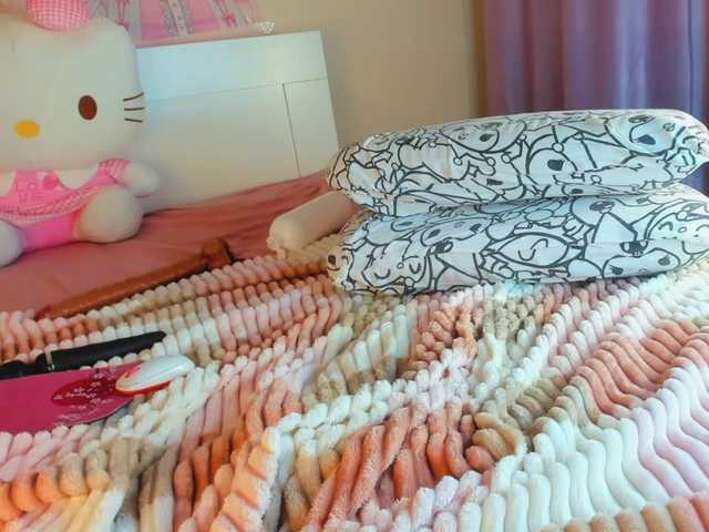 Kuraii's BongaCams show and profile