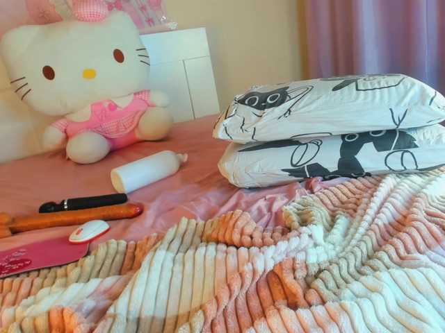 Kuraii's BongaCams show and profile