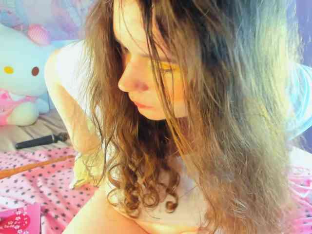 Kuraii Live Webcam on BongaCams