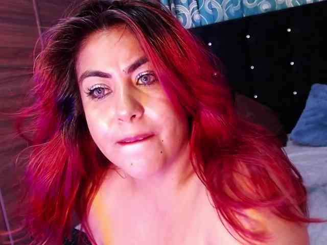 GatuSexx webcam