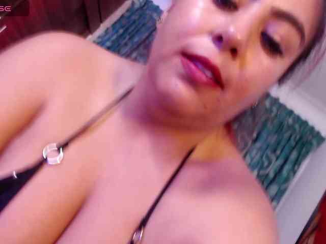 GatuSexx webcam