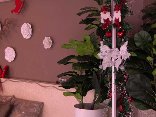 EvaMoretti's BongaCams show and profile