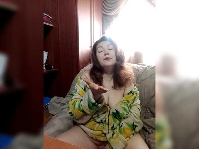 Sadie-Lorri's BongaCams show and profile